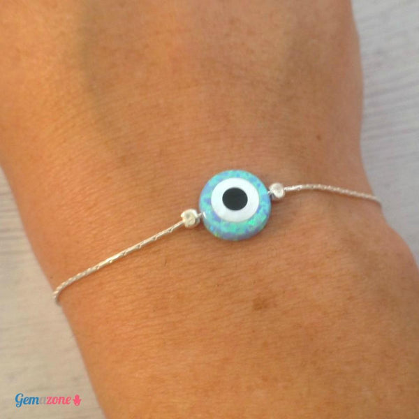 צמיד כסף עדין עם תליון עין הרע עגול - Gemazone Jewelry הבית שלך לתכשיטים עדינים